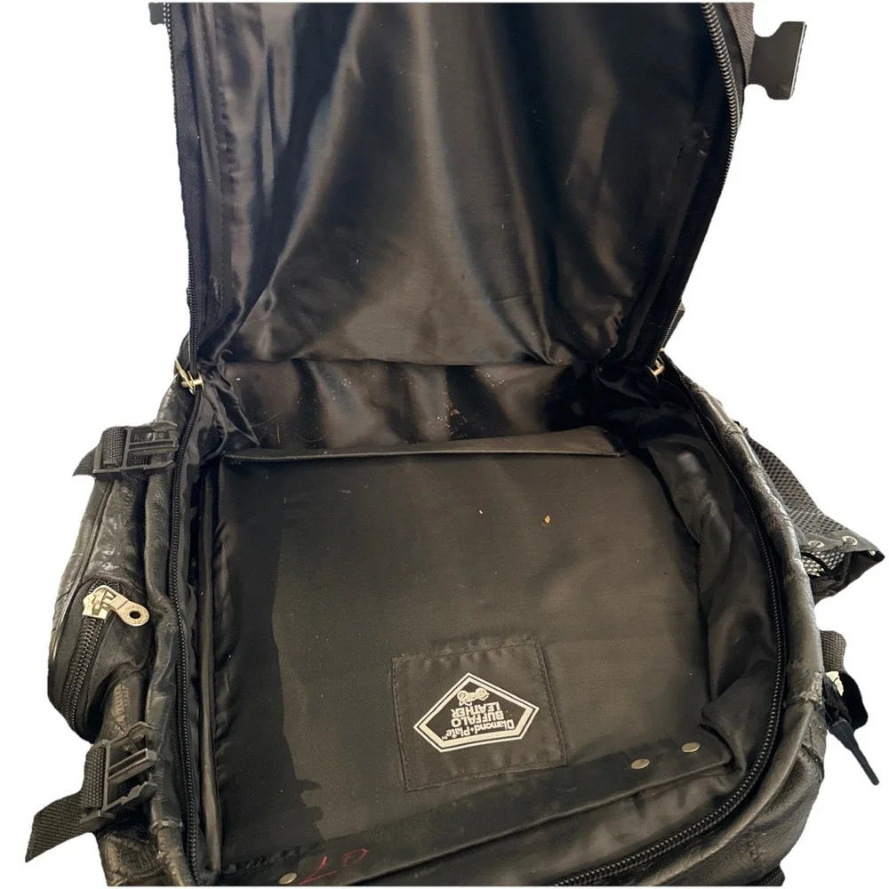 Diamond Plate Buffalo Leather Backpack Great Biker Wear Patchwork Black Zip Clip